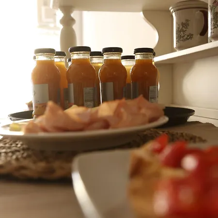 Dimi House Bed and Breakfast Λέτσε