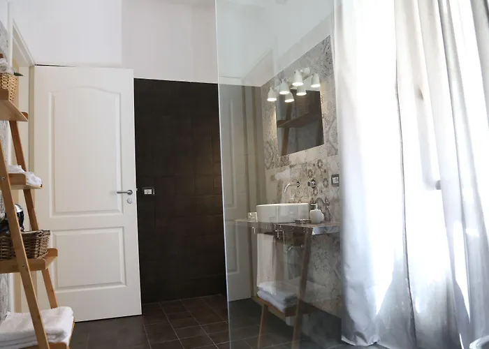 Bed & Breakfast Dimi House 4*