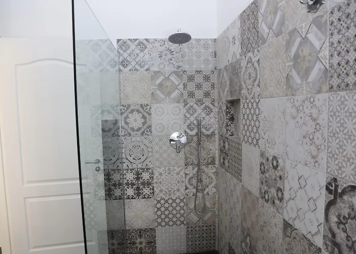 Dimi House Bed & Breakfast