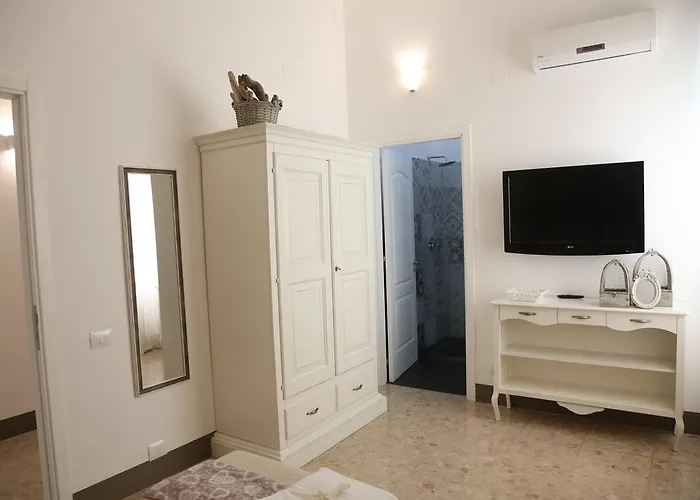 Bed & Breakfast Dimi House 4*