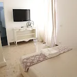 Dimi House 4*