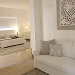 Dimi House 4* 莱切