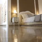 Dimi House