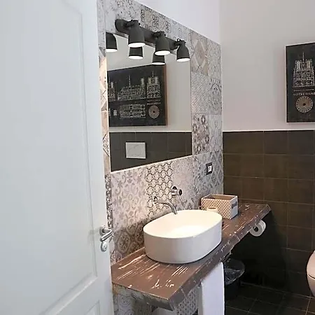 Dimi House Bed and breakfast