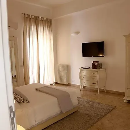 Dimi House