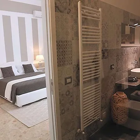 Dimi House Bed and breakfast 4*