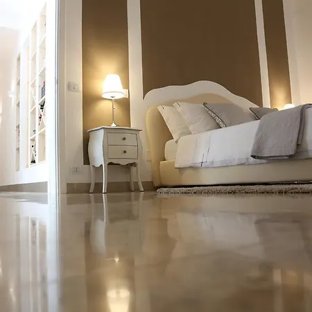Dimi House
