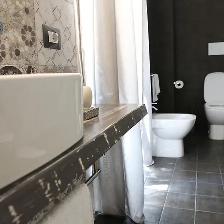 Bed & Breakfast Dimi House